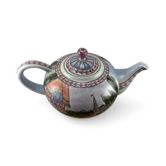 Ashby’s Collector’s Edition Hand-Painted Teapot – Cottage Scene - Picture 2 of 16